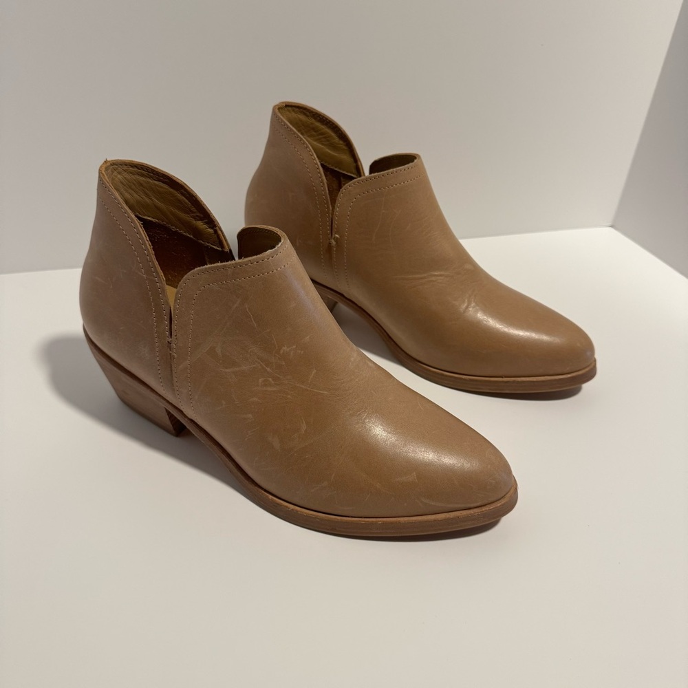 NEW Nisolo Mia Everyday Leather Ankle Bootie Almond size 7 - Picture 5 of 10